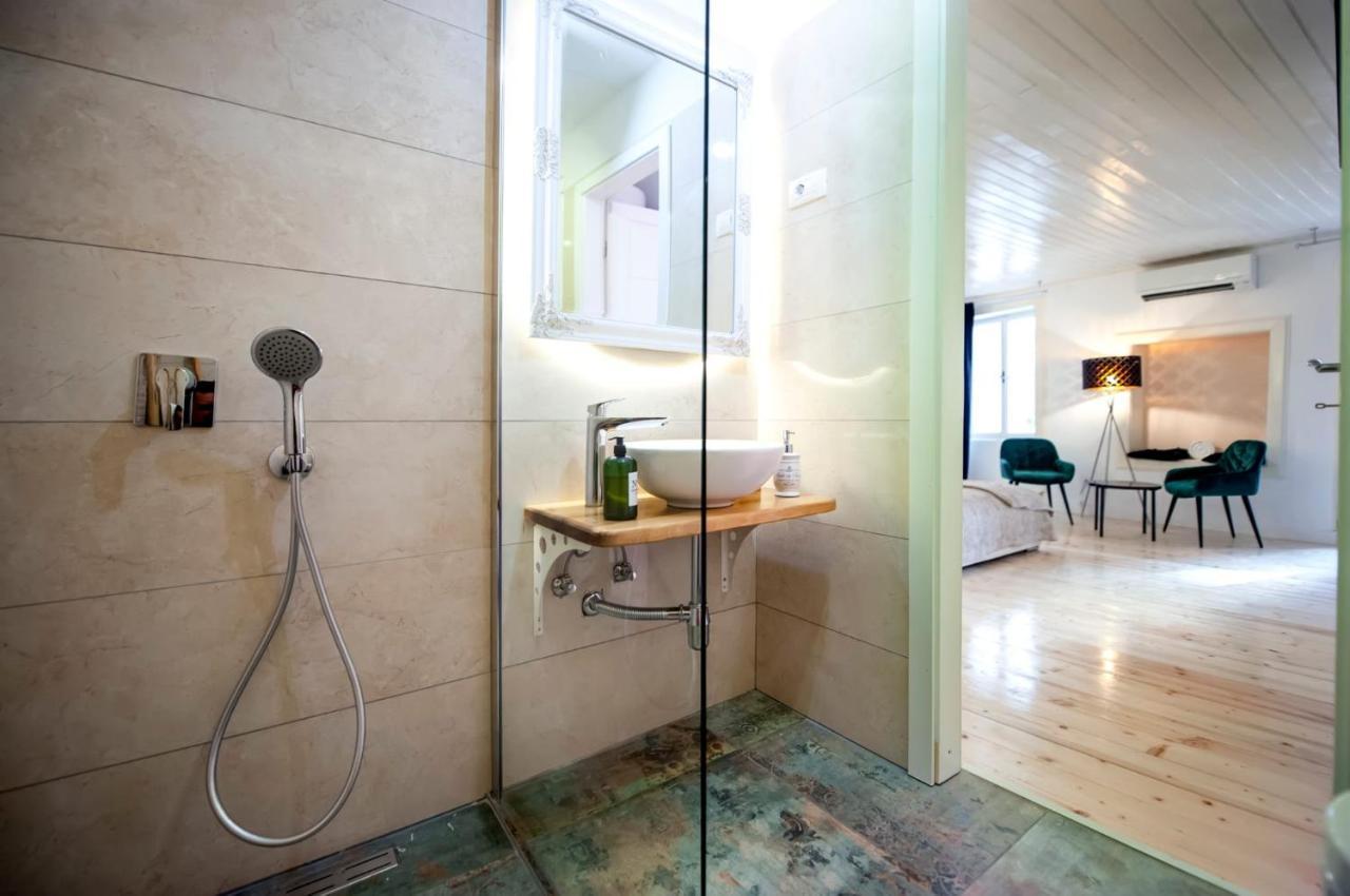 Casanoa Old Town Rovinj Apartment ภายนอก รูปภาพ