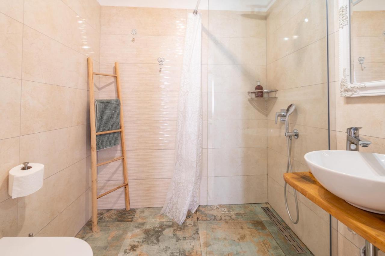 Casanoa Old Town Rovinj Apartment ภายนอก รูปภาพ