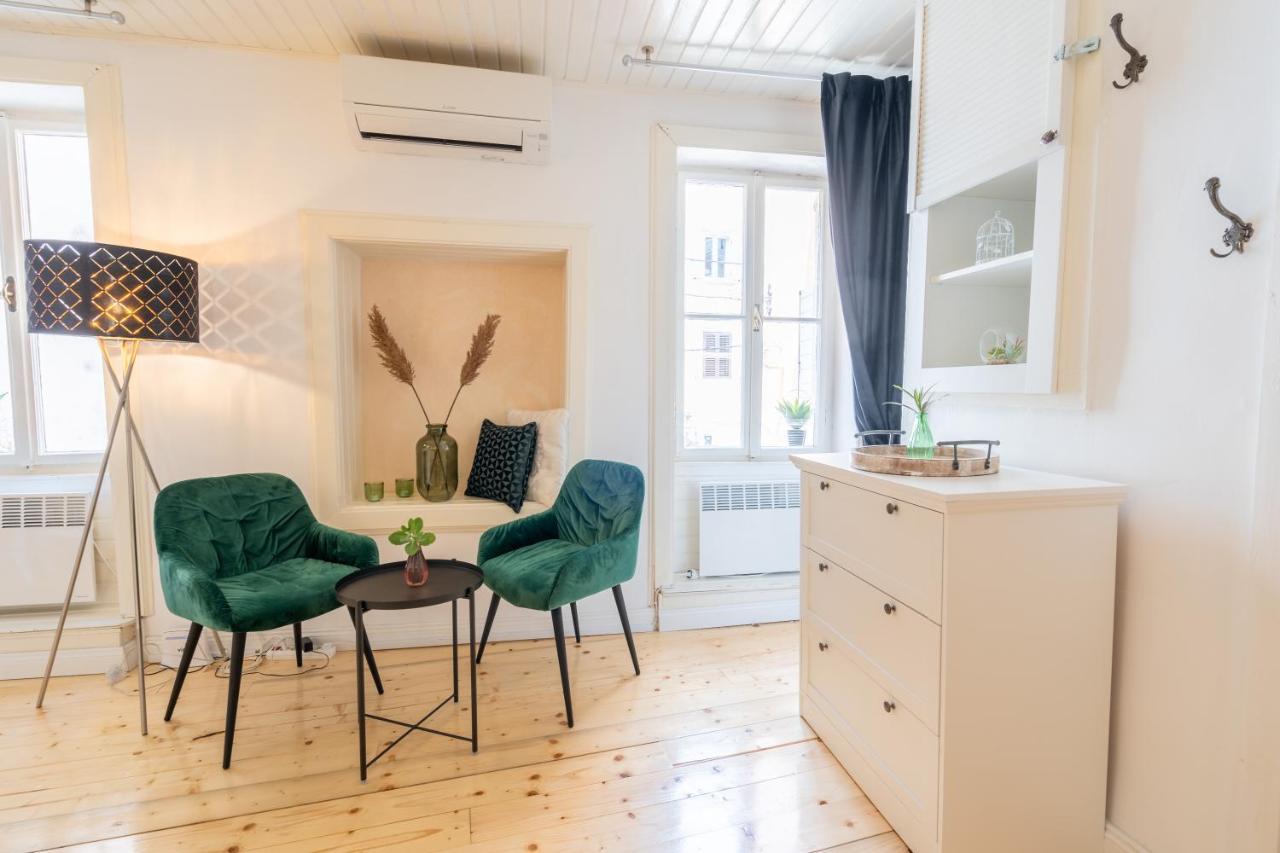 Casanoa Old Town Rovinj Apartment ภายนอก รูปภาพ