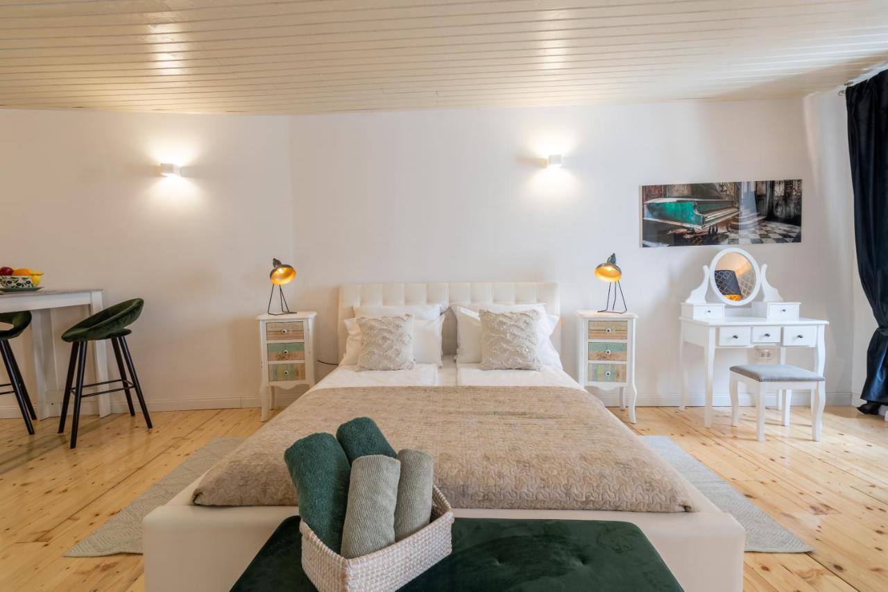 Casanoa Old Town Rovinj Apartment ภายนอก รูปภาพ